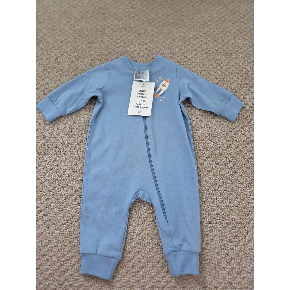 H&m baby boy sleeper size newborn
